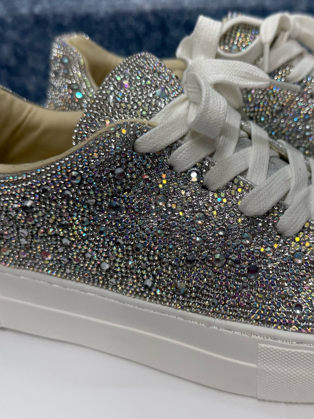 Betsey Johnson SB-SIDNY Rhinestone Sneakers Women’s 9 Crystal Bling Shoes - Picture 7 of 16
